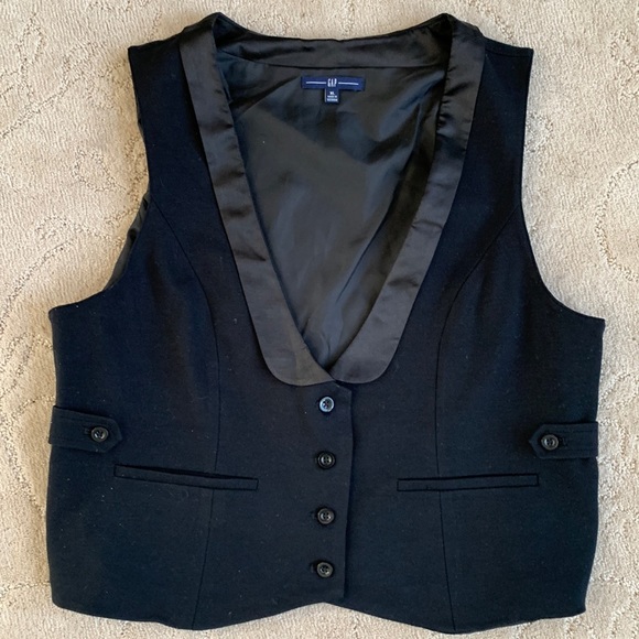 GAP Jackets & Blazers - GAP Women's Black Satin-Trim Vest